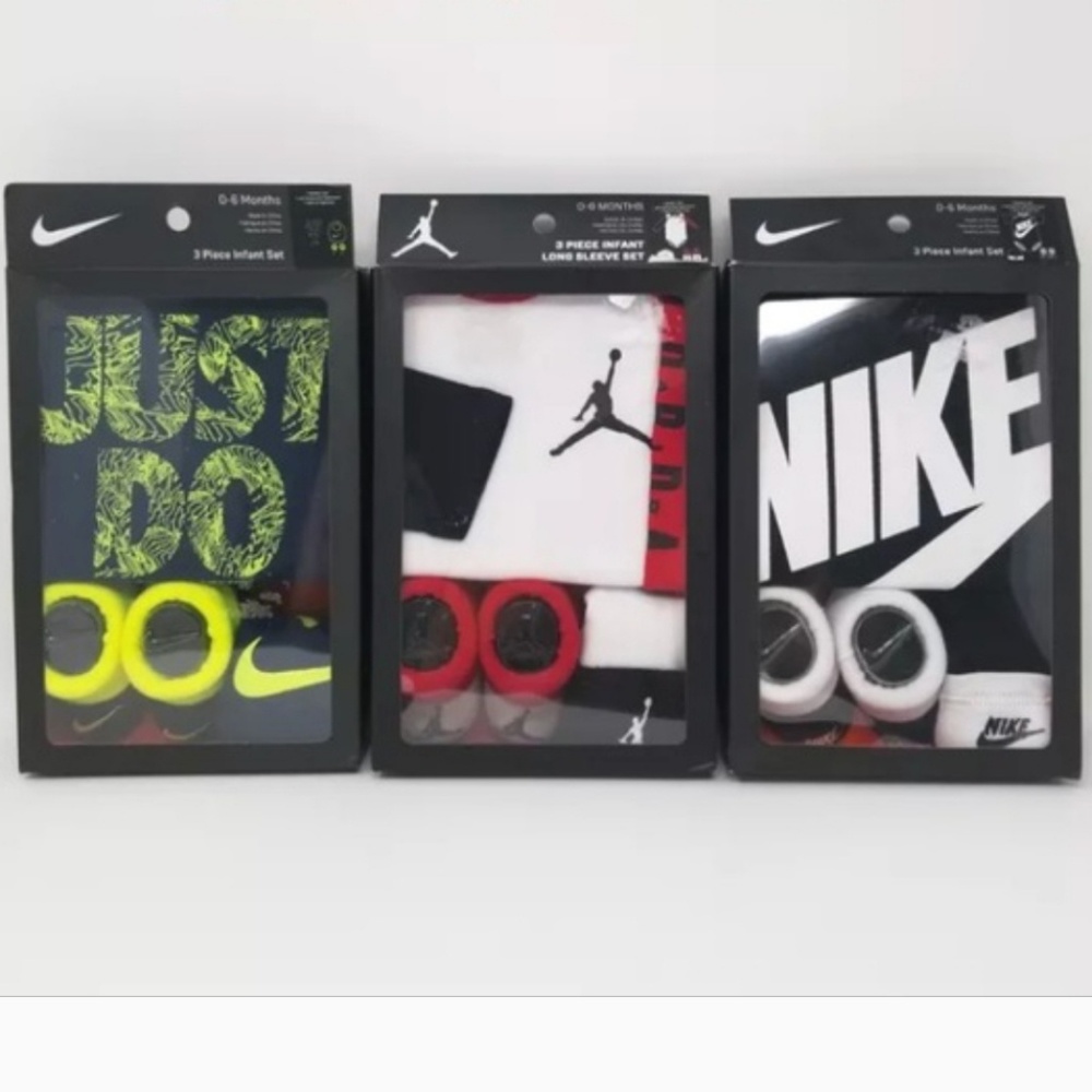 Nike ' Just Do It ' Infant 3 Piece Set
